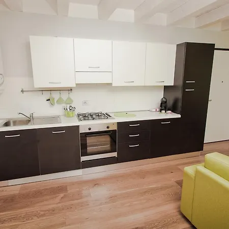 Be Happy Apartment Ferrara